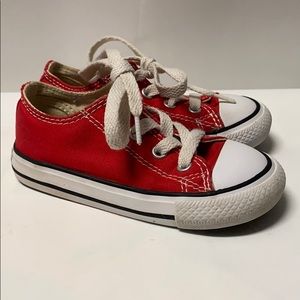 Little Kid converse
